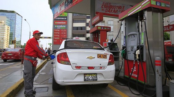 Repsol y Petroperú reportan variaciones mixtas en precios de combustibles, según Opecu