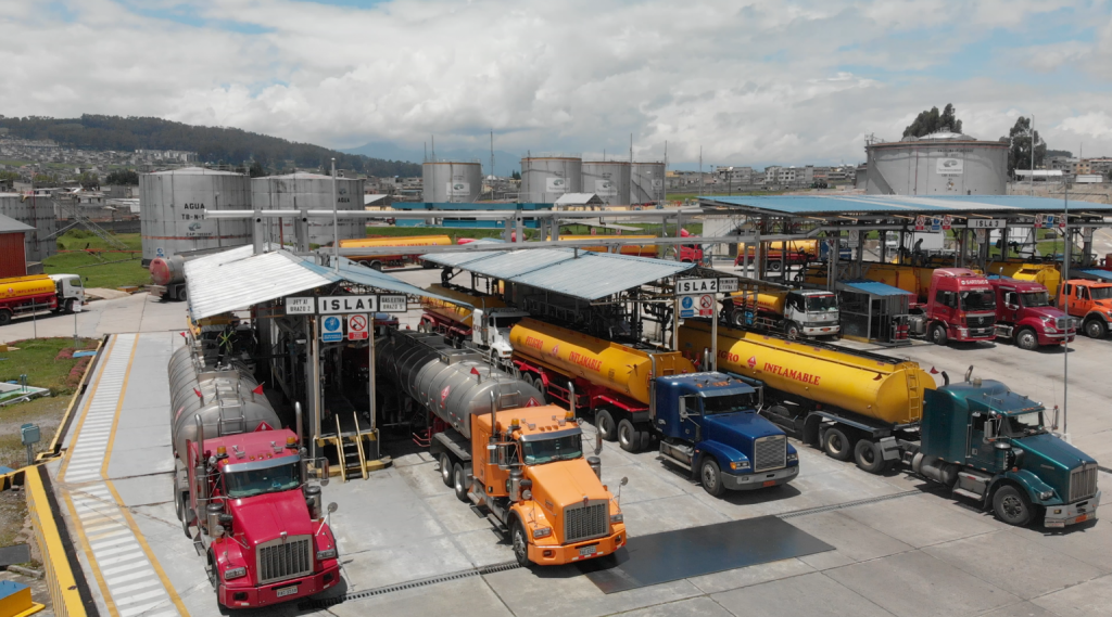 Ecuador exportará 65.000 barriles de combustibles a Colombia