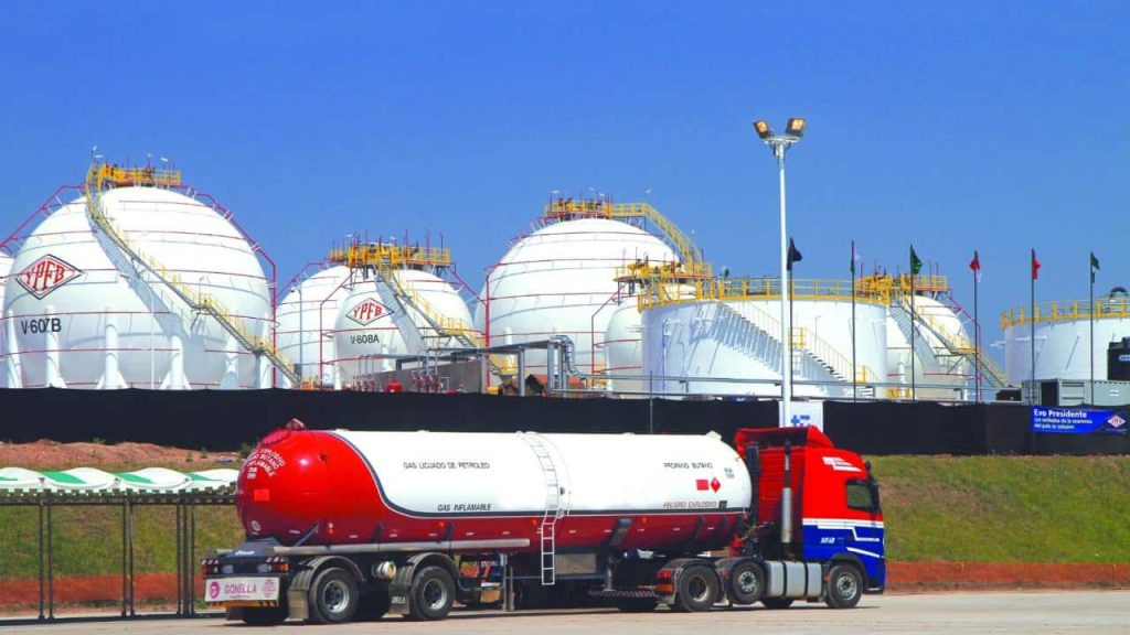Boliviana YPFB acuerda envío de 2.000 toneladas métricas de GLP a Paraguay