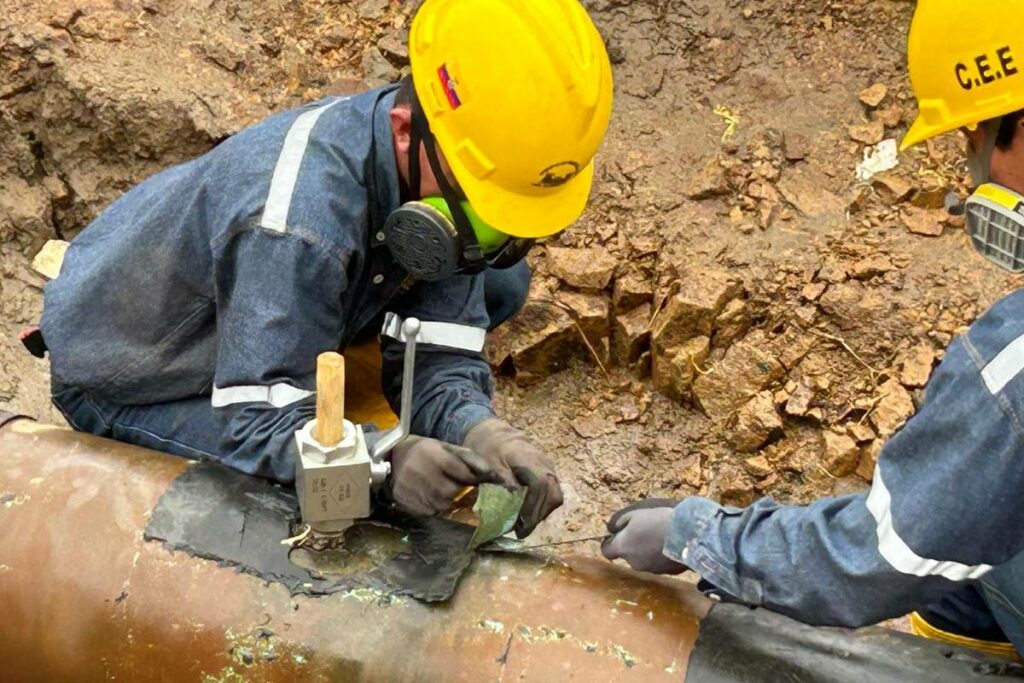 Cartéis mexicanos obrigam distribuidores a comprar “huachicol”