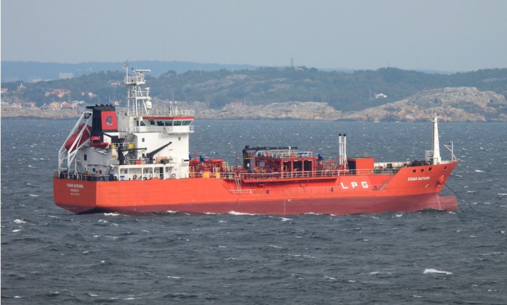 Nove tripulantes sequestrados de navio-tanque de GLP em ataque pirata no Golfo da Guiné