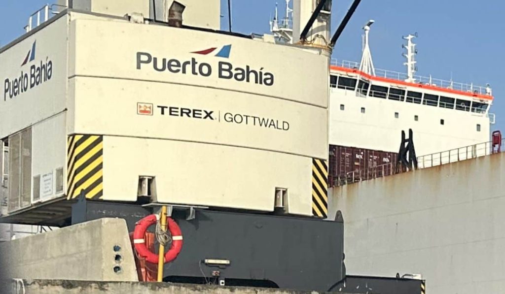 Confirmado: regaseificadora de Puerto Bahía, em Cartagena, entraria em operação em dezembro de 2026