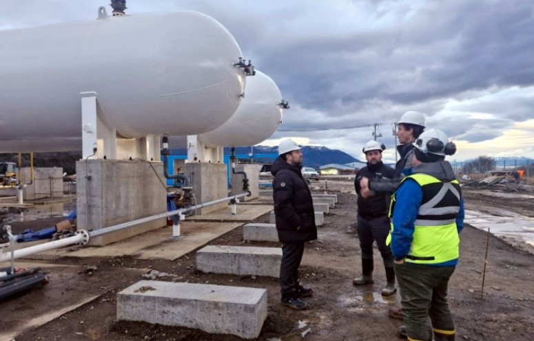 Gasco Magallanes constrói moderna planta de gás liquefeito no setor leste de Puerto Williams